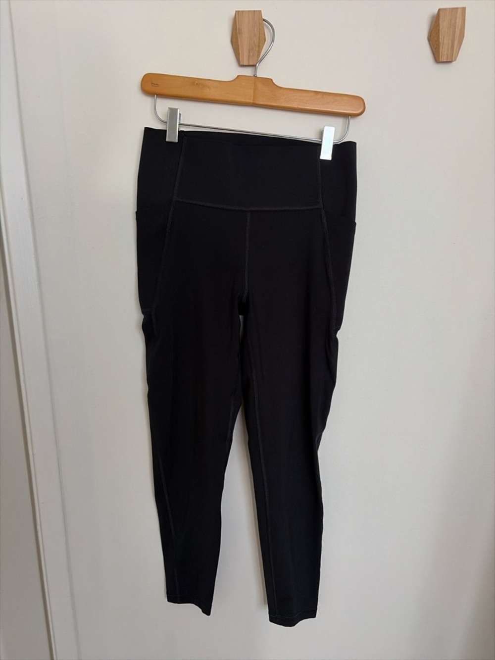 GAP cropped leggings like new